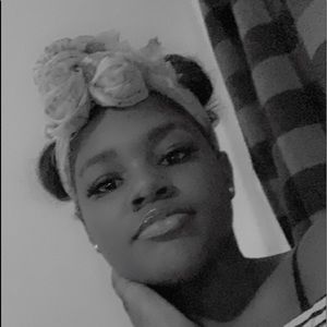 Meet your Posher, Cara